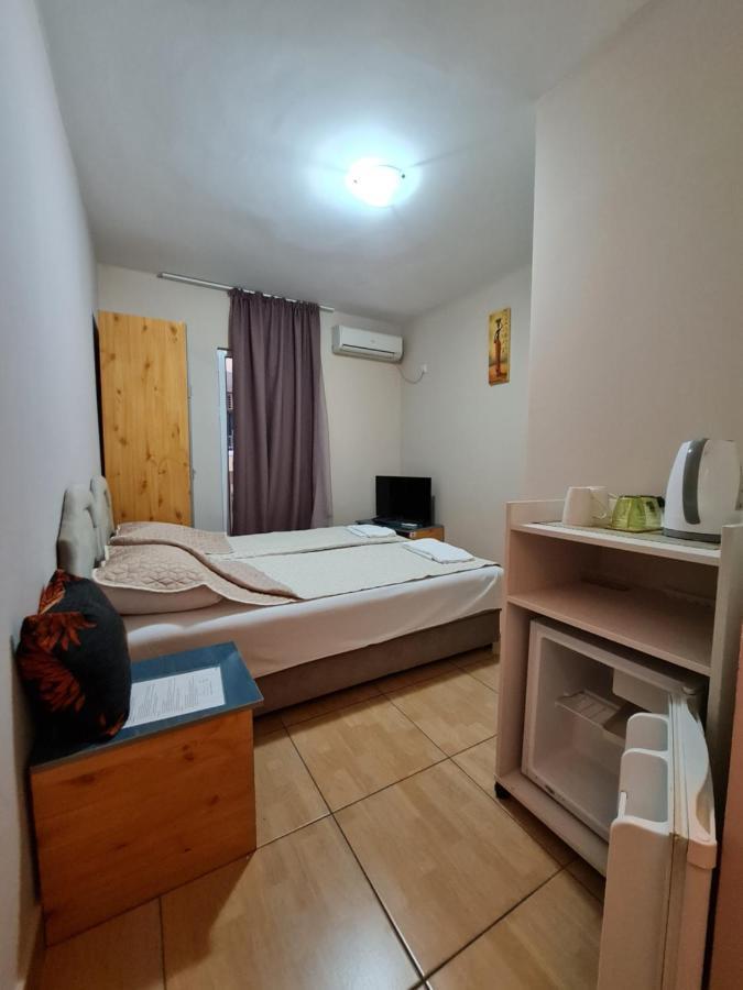 Hibiscus Guest House بودفا المظهر الخارجي الصورة