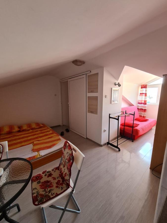 Hibiscus Guest House بودفا المظهر الخارجي الصورة